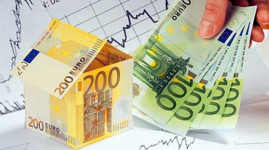 ΕΝΦΙΑ: Το σχέδιο για μειώσεις στον φόρο και οι αυξήσεις στα «φθηνά» ακίνητα